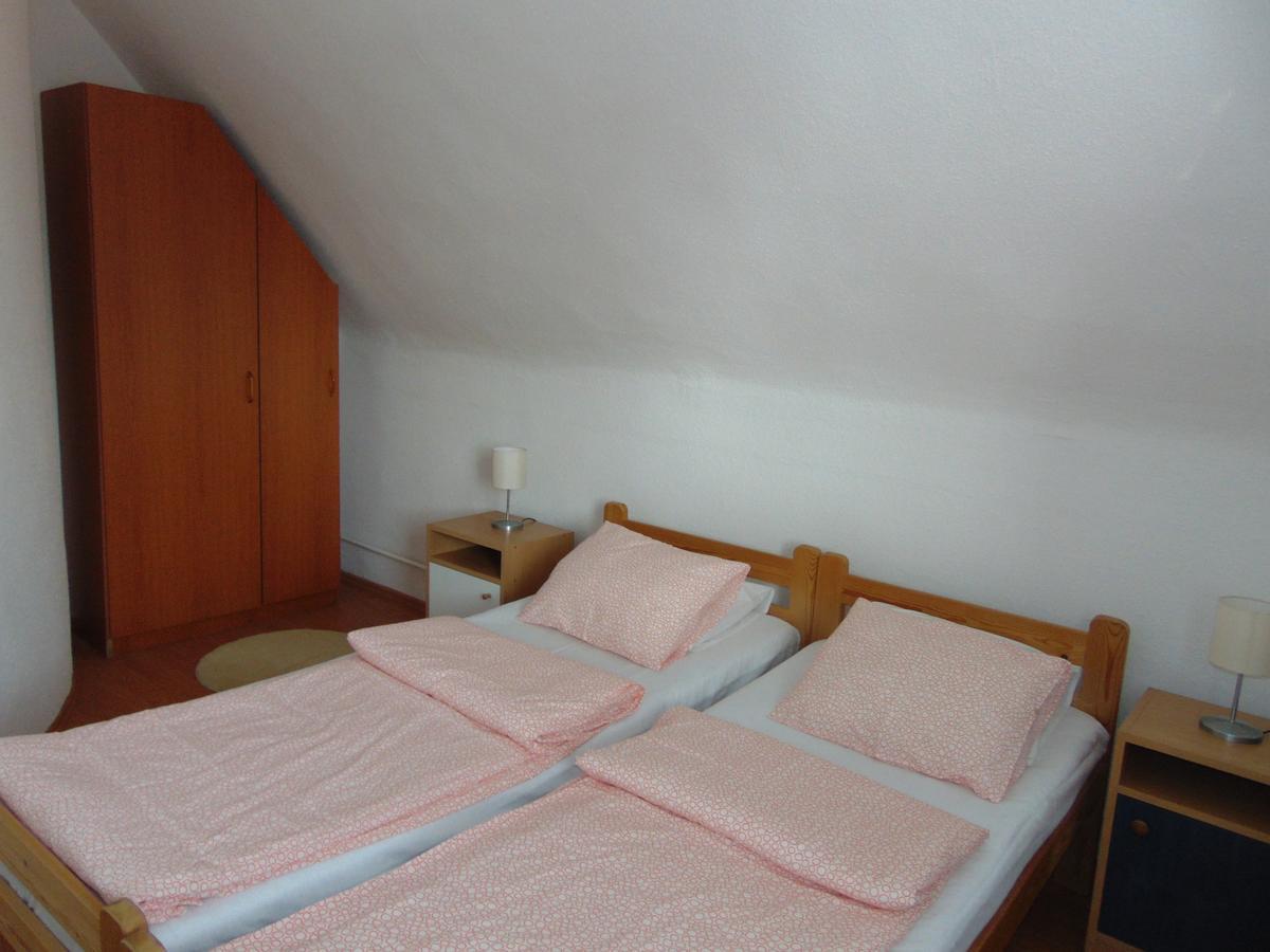 Csevi Apartmanhaz Mezőkövesd Dış mekan fotoğraf